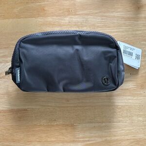Lululemon Grey Everywhere Belt Bag, NWT
